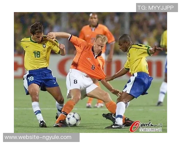 2010年世界杯经典对决巴西与荷兰精彩录像回顾与分析 2010年世界杯经典对决巴西与荷兰精彩录像回顾与分析